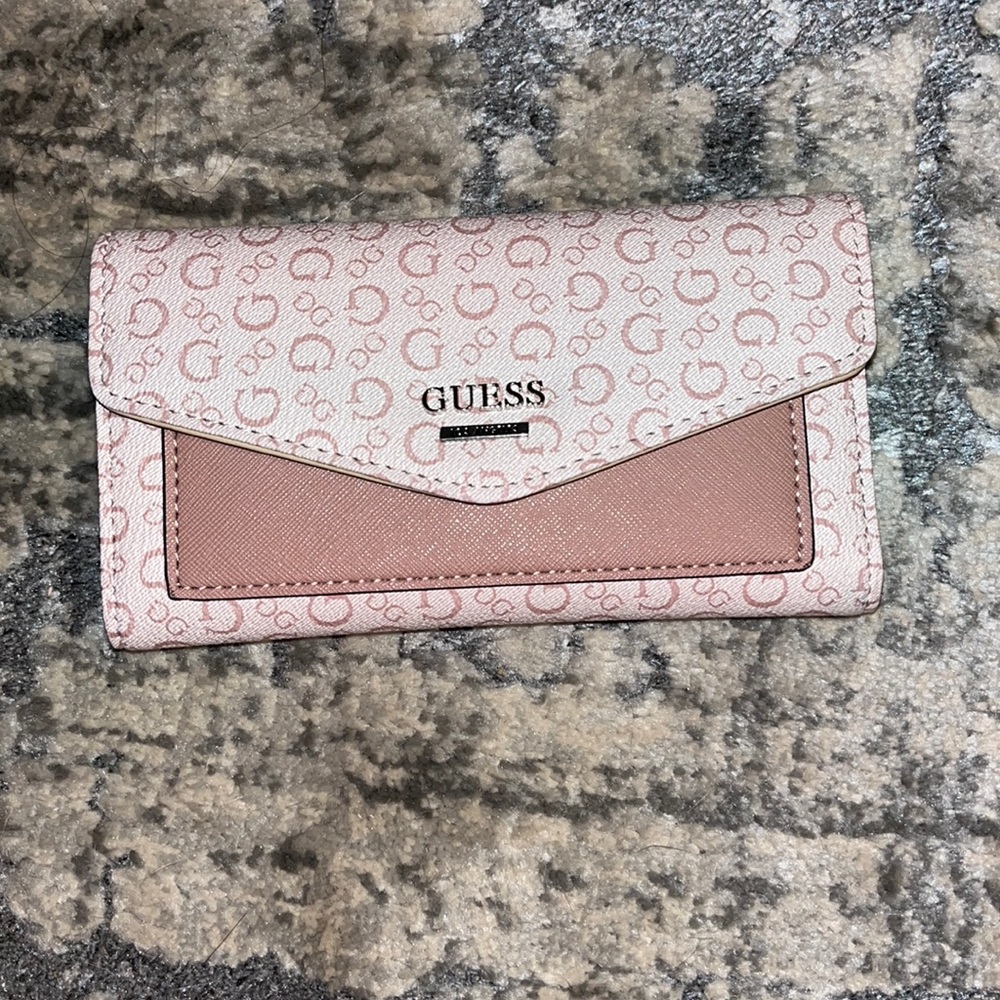Guess wallet